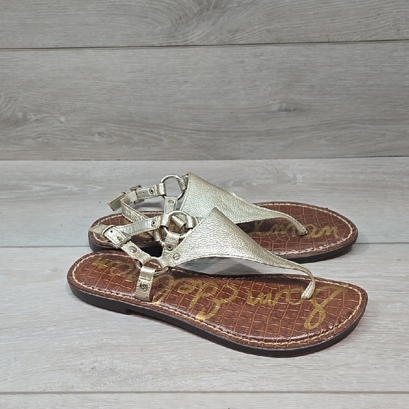 Sam Edelman Women's Greta T Strap Gold Sandals Flats Shoes Sz 7.5M - Picture 1 of 10